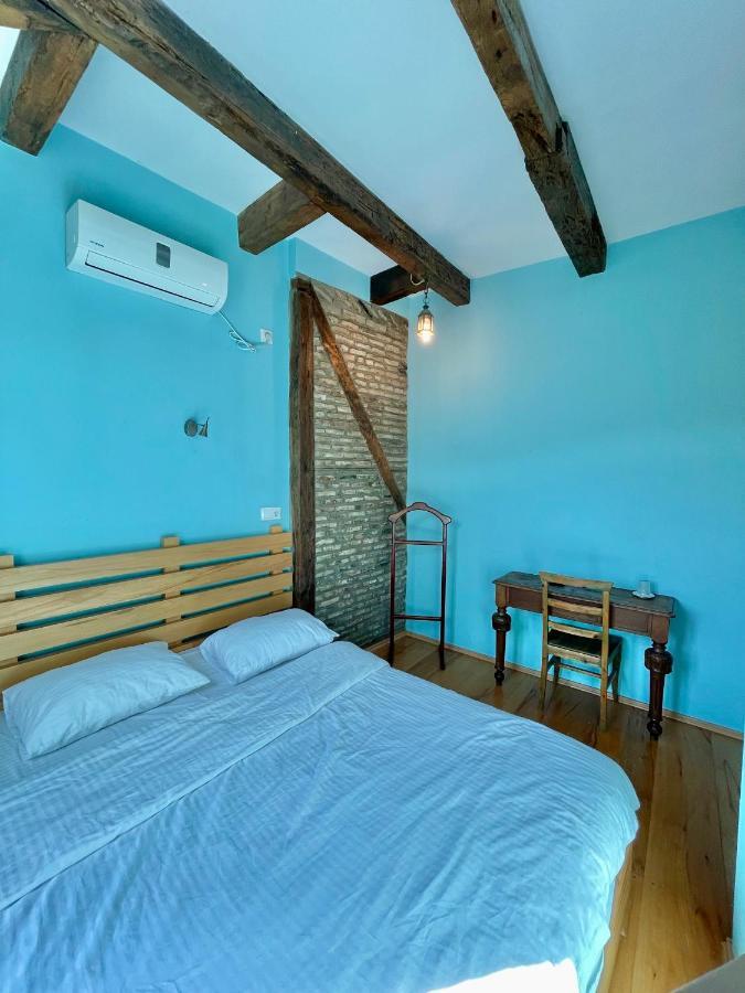Guest House Savane Gori Bagian luar foto